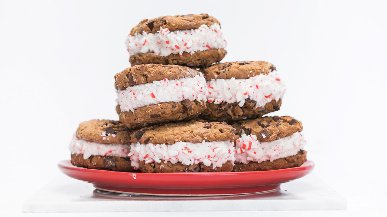 A tray of Peppermint Chocolate Chunk Cookie Sandwiches