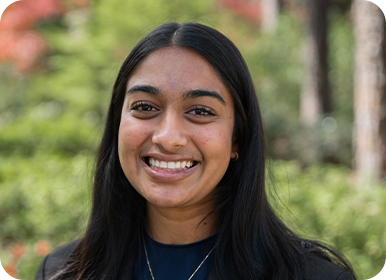 Headshot of Dolly P. 